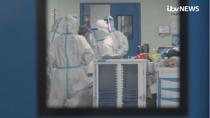 ITV News from the UK entered leishenshan hospital, one of the Anti - coronavirus bases in China